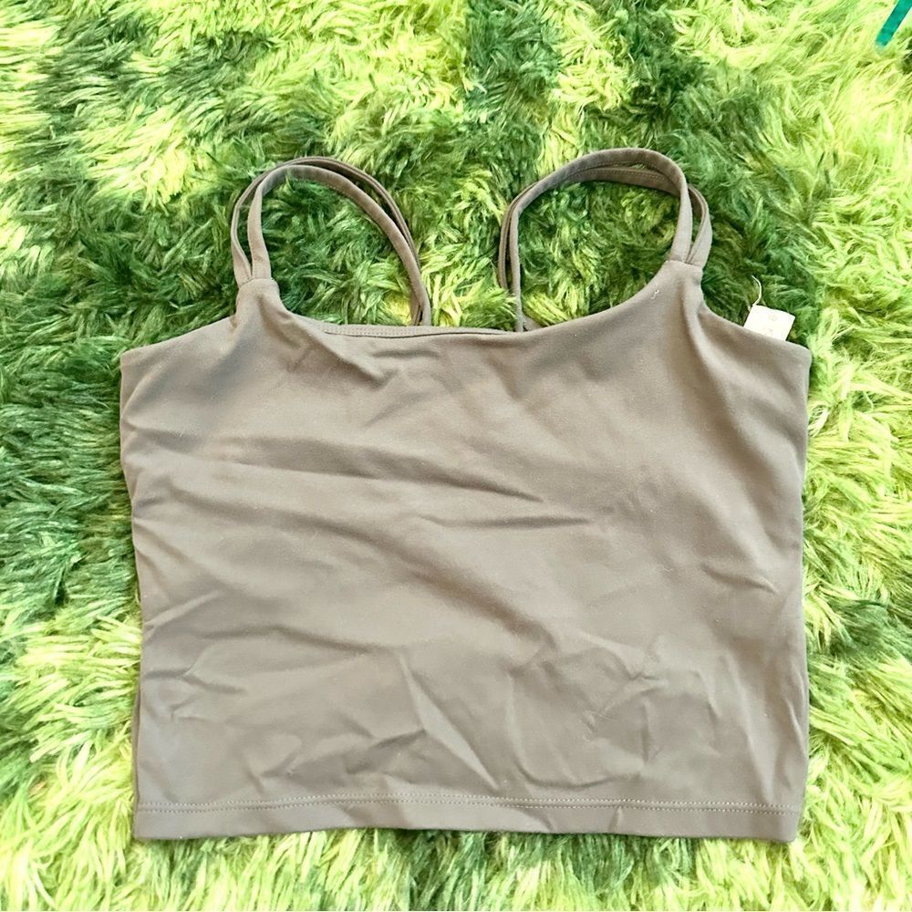 Gray Crop sports Top